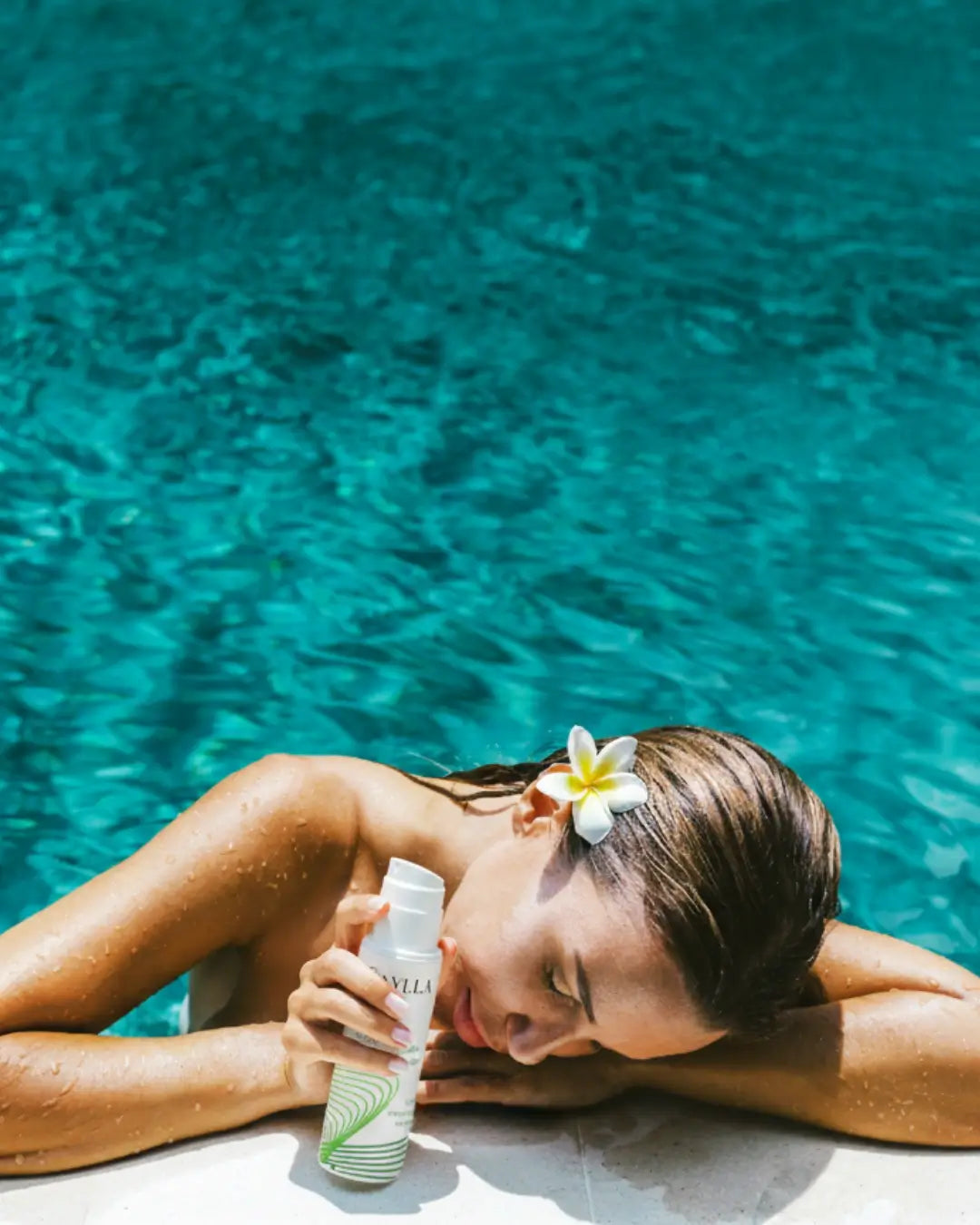 Non-tinted_sunscreen