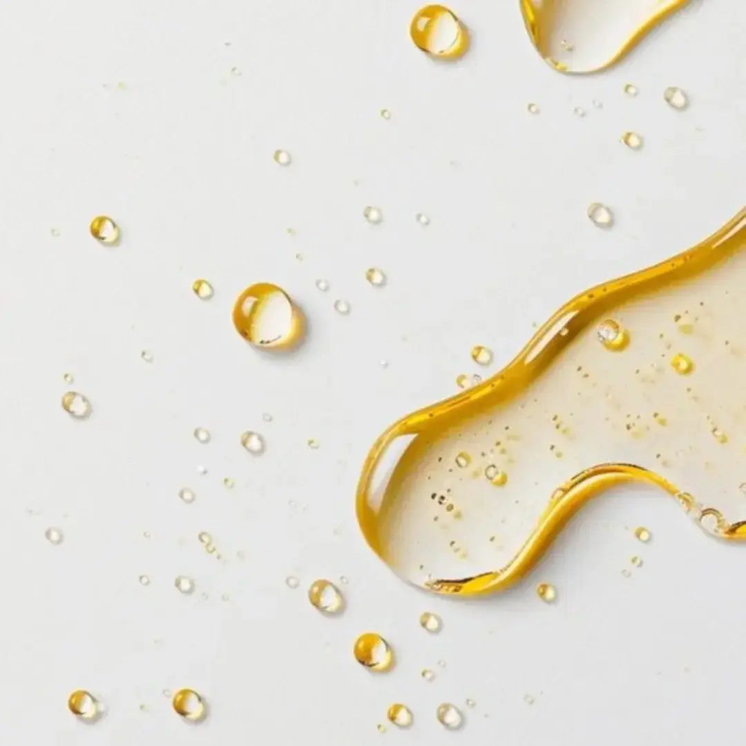 Tuaylla Aurea All-In-One Facial Oil bottle with natural botanical blend